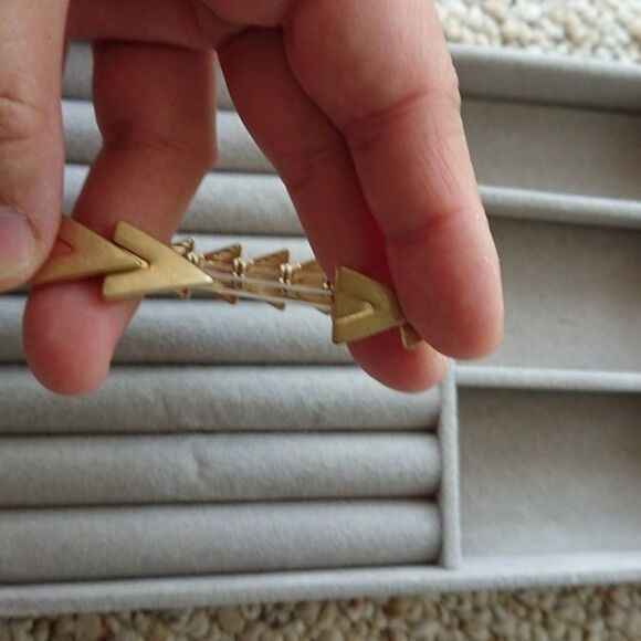 Macy's Triangle Elastic Metal Link bracelet - Picture 6 of 7